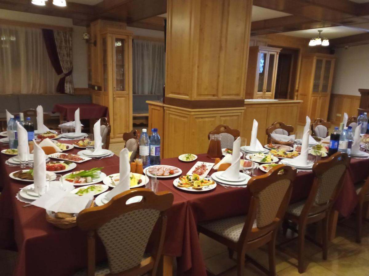 Atava Family House Hotel Яремче Екстериор снимка